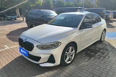 BMW 1 Series 2021