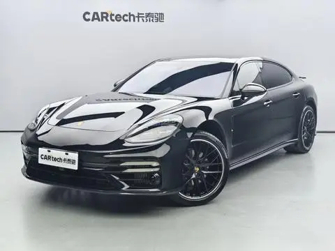 Porsche Panamera 2022