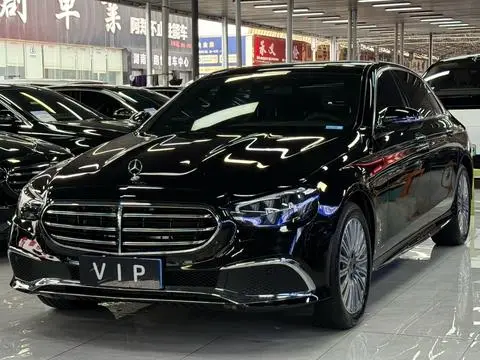 Mercedes-Benz E-Class 2023 — фото 1