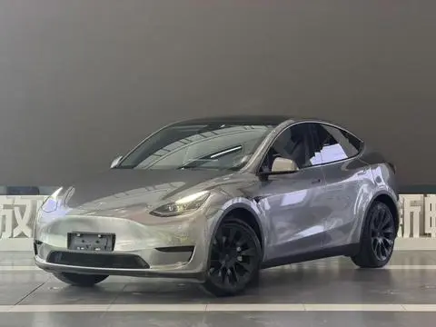 Tesla Model Y 2022 — фото 1