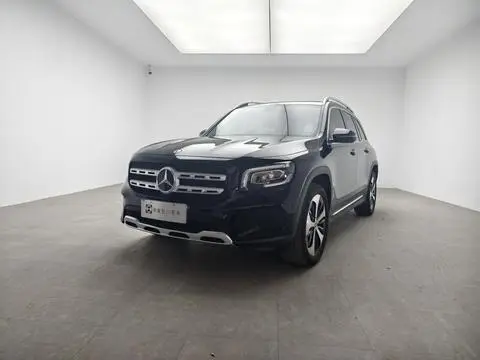 Mercedes-Benz GLB 2023