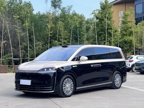 Luxeed V9 2026