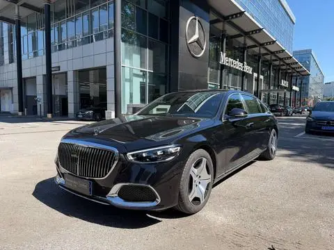 Mercedes-Benz 迈巴赫S-Class 2025