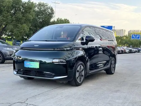 Geely 翼真L380 2024