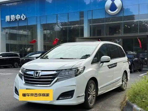 Honda 艾力绅 2016