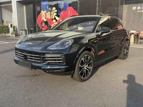 Porsche Cayenne E-Hybrid 2021