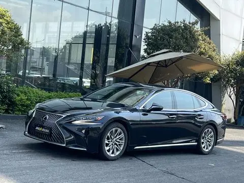 Lexus LS 2018