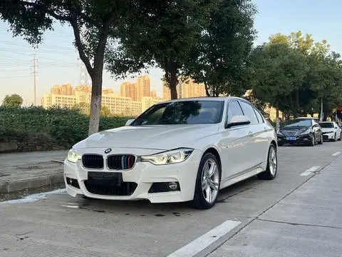 BMW 3 Series 2019 — фото 1