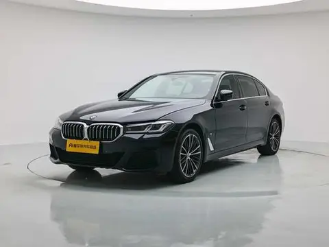 BMW 5 Series 2022 — фото 1