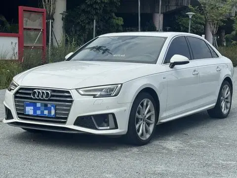 Audi A4L 2019 — фото 1