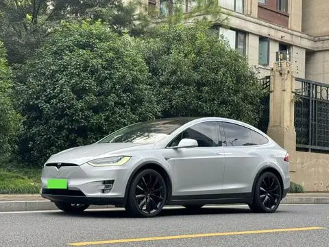 Tesla Model X 2016