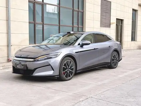 BYD Han L DM 2025 — фото 1