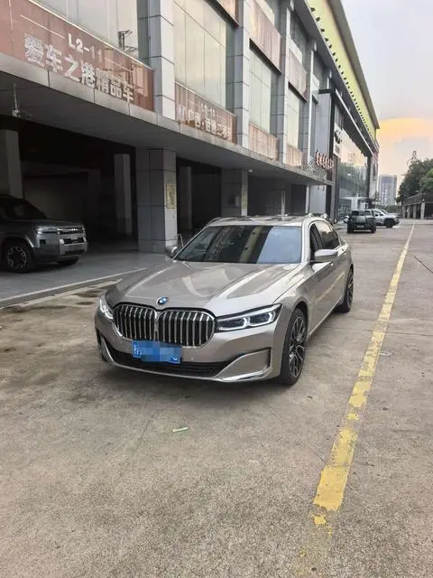 BMW 7 Series 2013