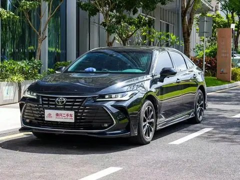 Toyota 亚洲龙 2023 — фото 1