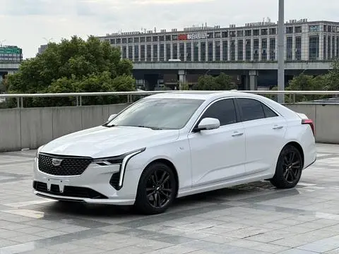 Cadillac CT4 2023
