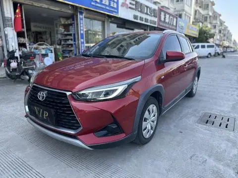 Toyota YARIS L 2021 — фото 1