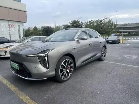 IM Motors 智己LS6 2026