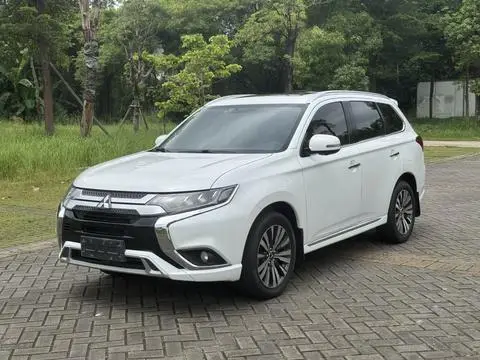 Mitsubishi 欧蓝德 2021