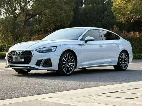 Audi A5 2022 — фото 1