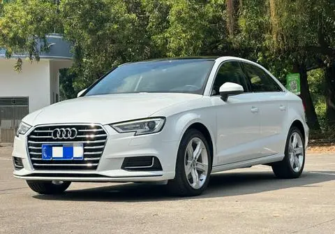 Audi A3 2020 — фото 1