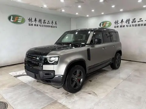 Land Rover 卫士 2025 — фото 1