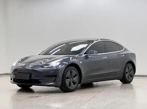 Tesla Model 3 2019 — фото 1