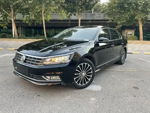 Volkswagen Passat 2017 — фото 1