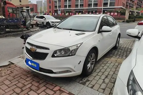 Chevrolet 科鲁兹 2015 — фото 1