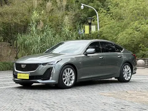 Cadillac CT5 2022 — фото 1