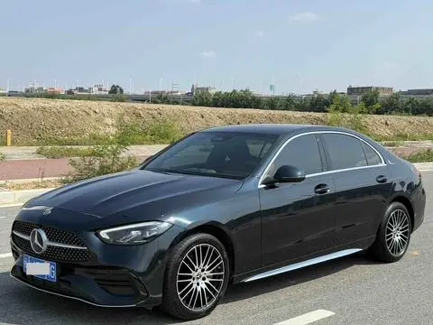 Mercedes-Benz C-Class 2024
