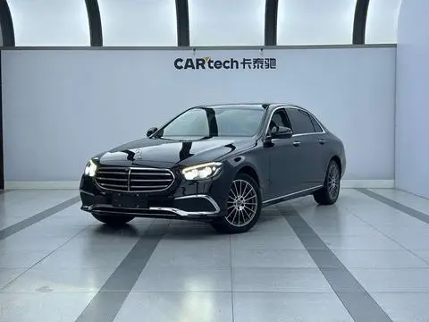 Mercedes-Benz E-Class 2022 — фото 1