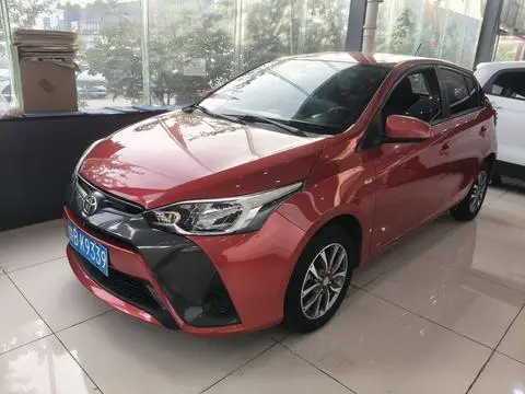Toyota YARIS L 2021 — фото 1