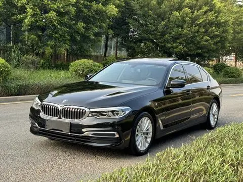 BMW 5 Series 2020 — фото 1