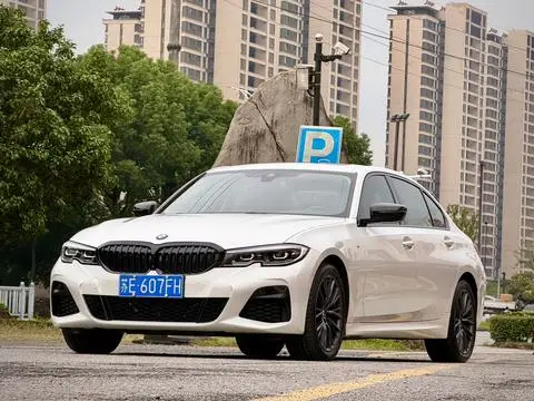 BMW 3 Series 2020 — фото 1