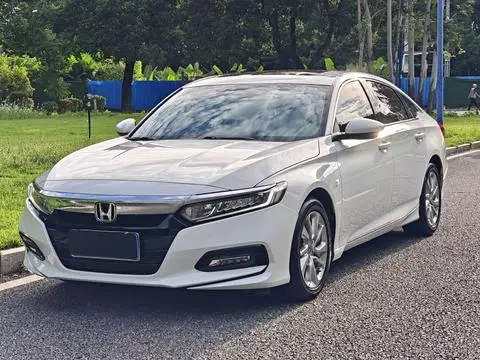 Honda Accord 2018 — фото 1