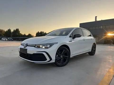 Volkswagen Golf 2023