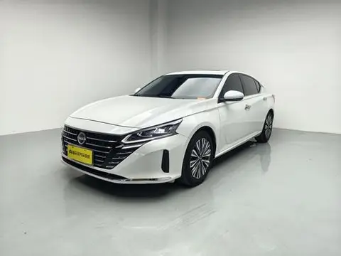 Nissan Teana 2024