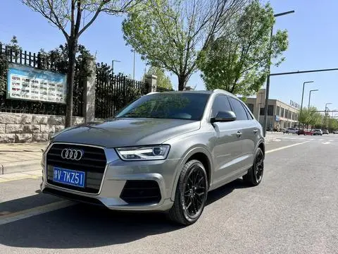 Audi Q3 2018 — фото 1