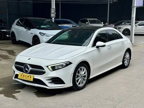 Mercedes-Benz A-Class 2020 — фото 1