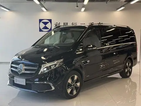 Mercedes-Benz V-Class 2020 — фото 1