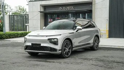 XPeng 小鹏G9 2022