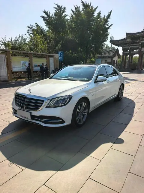 Mercedes-Benz S-Class 2020