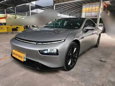 XPeng 小鹏P7 2021
