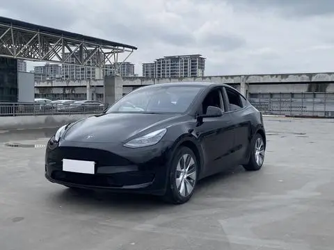 Tesla Model Y 2022 — фото 1