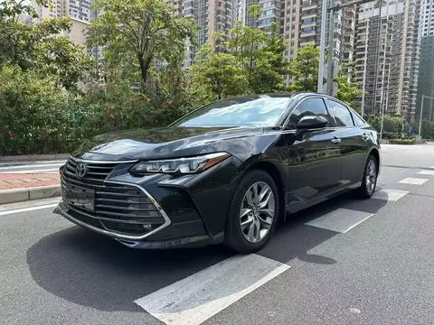Toyota 亚洲龙 2019 — фото 1