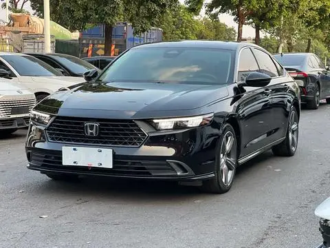 Honda Accord 2023 — фото 1
