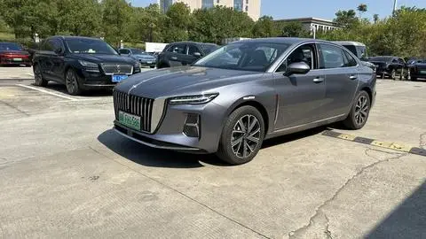 Hongqi H5 PHEV 2025