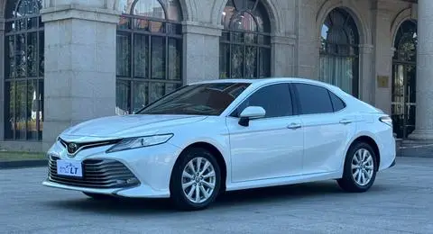 Toyota Camry 2019