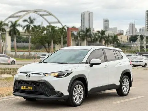 Toyota Frontlander 2024