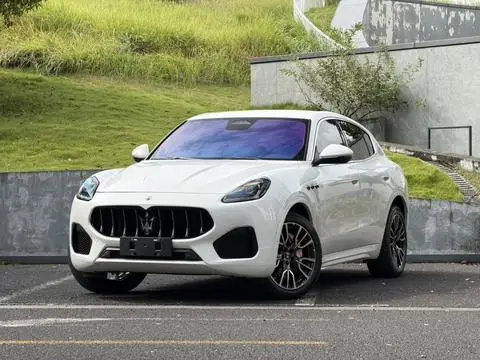 Maserati Grecale 2023